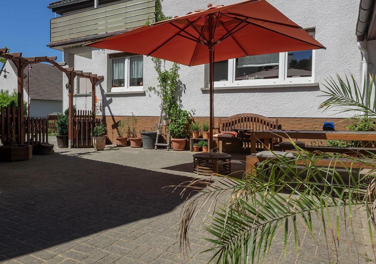 B&B Waldsolms Exterior foto